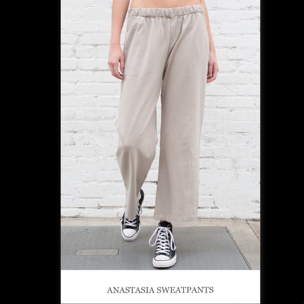 Anastasia Sweat Pants from Brandy Melville